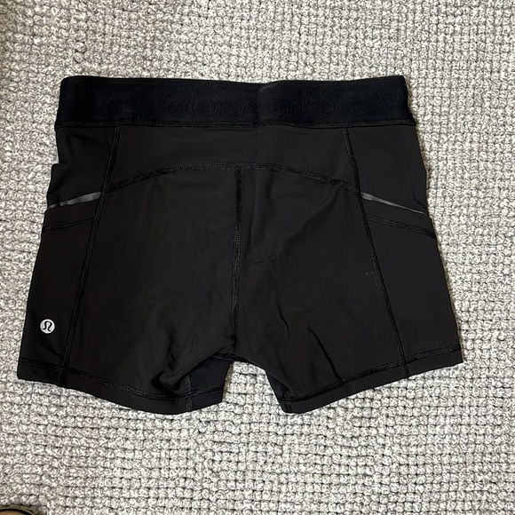 Lululemon Bike Shorts - Wore 1x - Black - excellent condition- size 6 - Picture 2 of 6